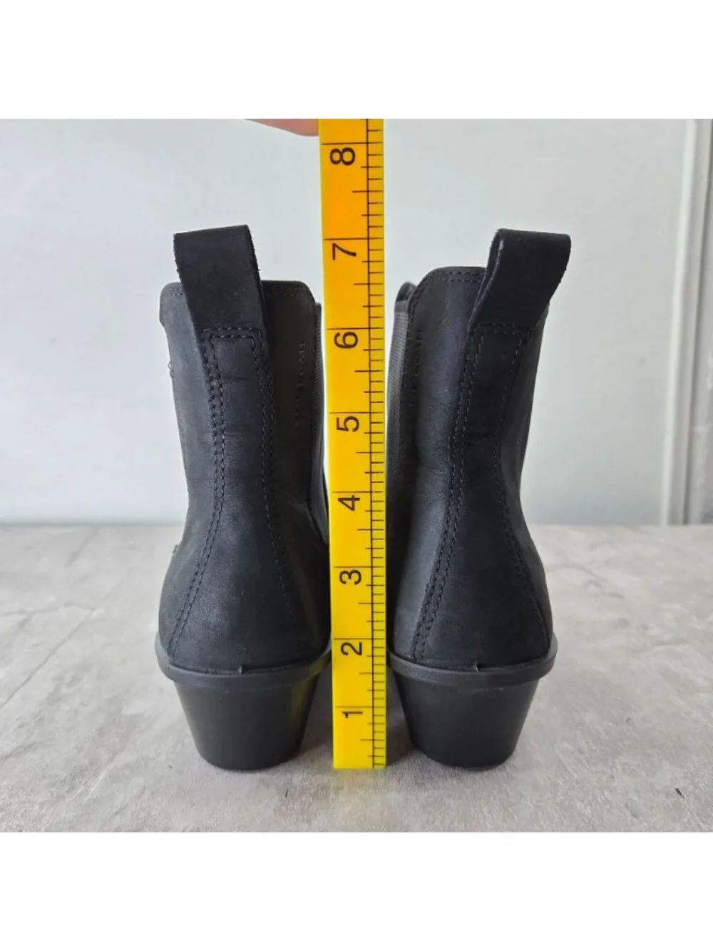 ECCO Chelsea Boots 5-5.5 Black Nubuck Leather Comfort Pull On Low Wedge Booties‎